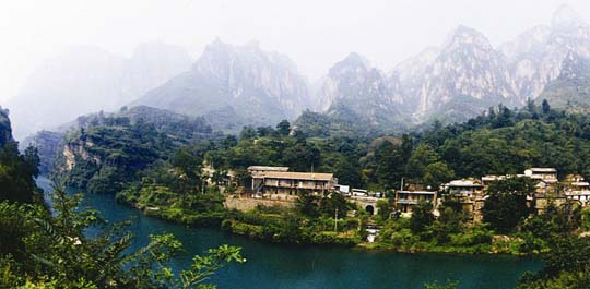 神龍灣生態民俗度假村